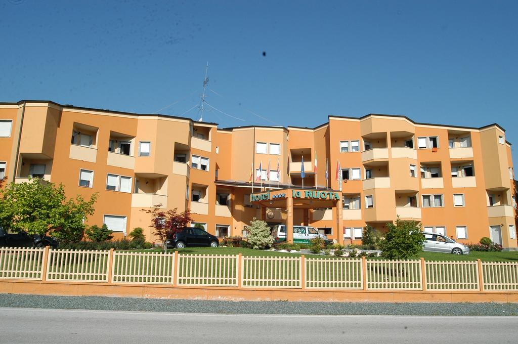 Hotel La Ruota Pianfei Exterior photo