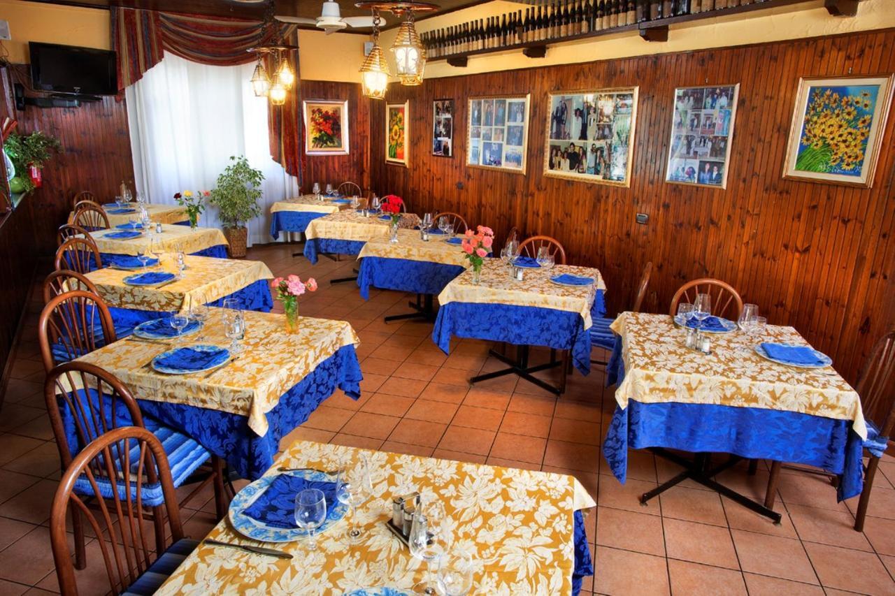 Hotel La Ruota Pianfei Exterior photo