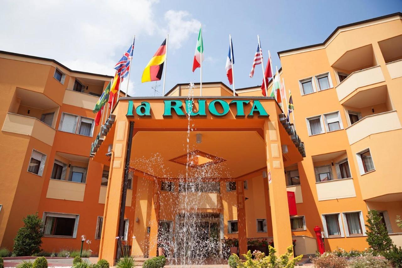 Hotel La Ruota Pianfei Exterior photo